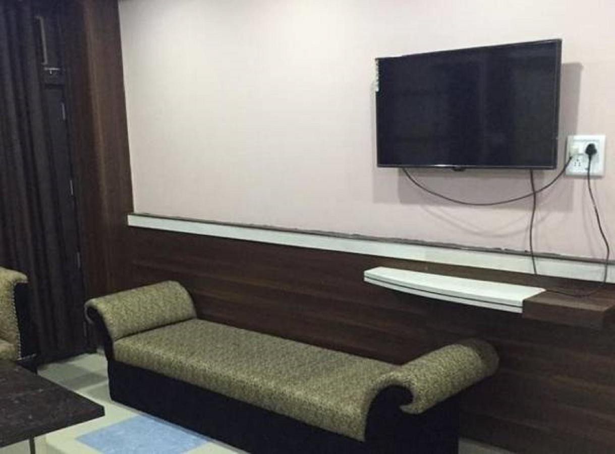Hotel Blue Star Datia Exterior foto